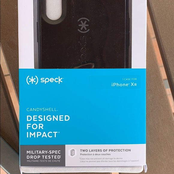 Black Speck IPhone XR candy shell phone case - Picture 4 of 4